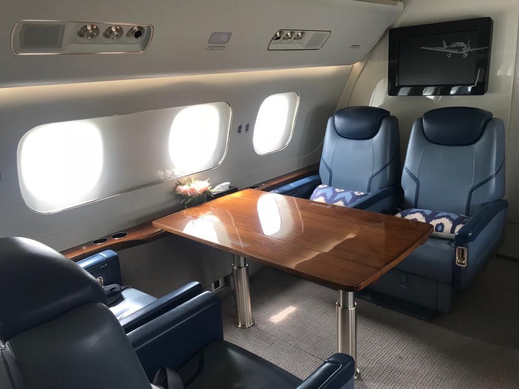 jet Embraer Lineage 1000